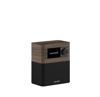 Walnut decor & black