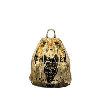 Gold Bag Chanel • Naor 
