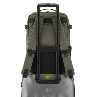 Iconic Backpack Forest Green  • Crash Baggage