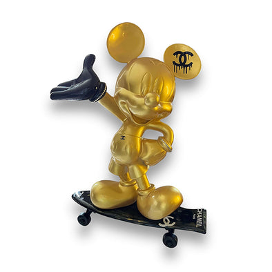 Mickey Gold on Skate