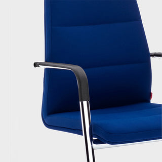 Star Visitor Chair, Skid Frame • Viganò Editor 