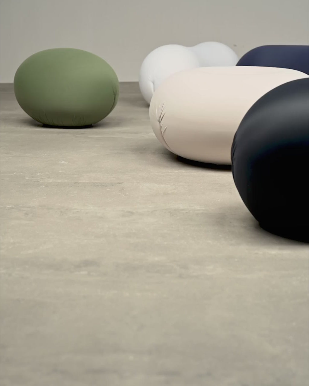 Baleri-Italia_TatoCollection_seat_footrest_19952001_01.mp4